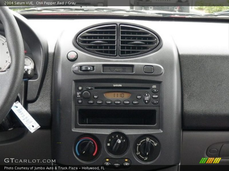Chili Pepper Red / Gray 2004 Saturn VUE