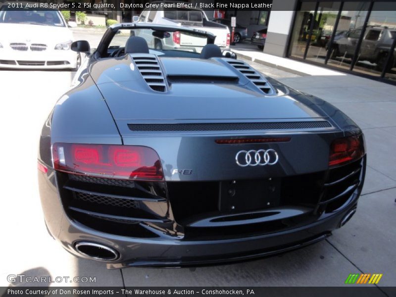 Daytona Grey Pearl Effect / Black Fine Nappa Leather 2011 Audi R8 Spyder 5.2 FSI quattro