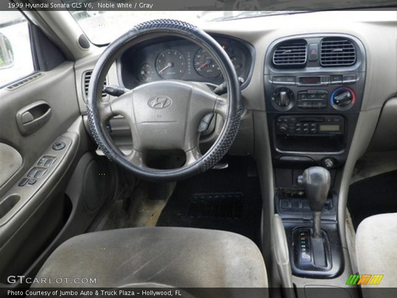 Dashboard of 1999 Sonata GLS V6