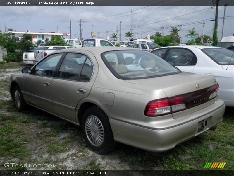 Pebble Beige Metallic / Pure Beige 1998 Infiniti I 30