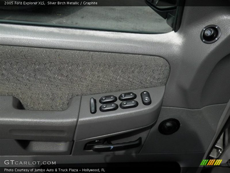 Silver Birch Metallic / Graphite 2005 Ford Explorer XLS