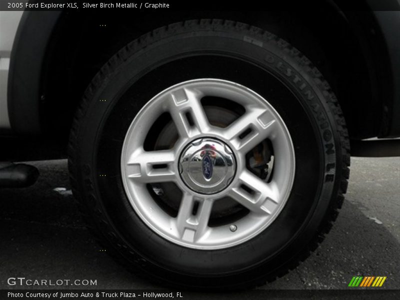 Silver Birch Metallic / Graphite 2005 Ford Explorer XLS