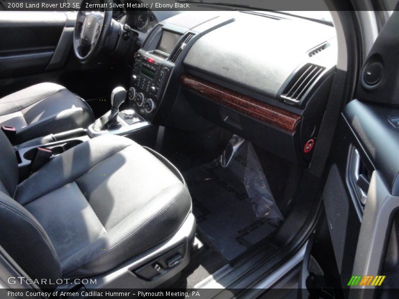 Zermatt Silver Metallic / Ebony Black 2008 Land Rover LR2 SE