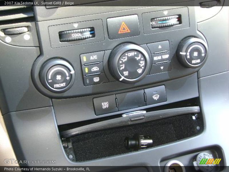 Sunset Gold / Beige 2007 Kia Sedona LX