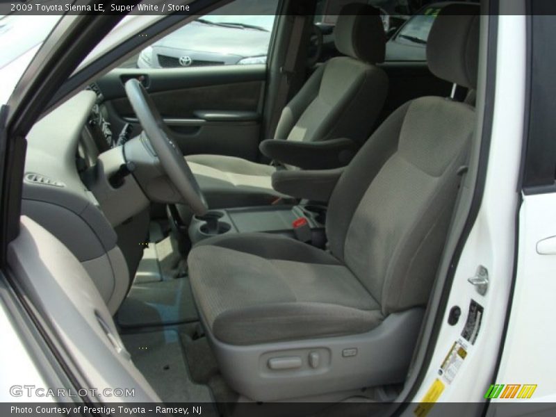 Super White / Stone 2009 Toyota Sienna LE