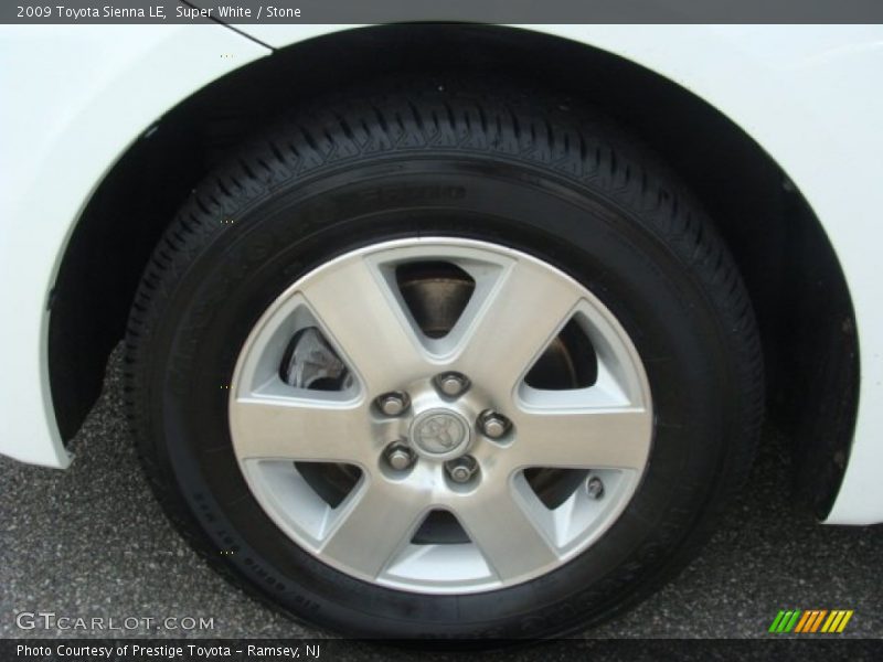 Super White / Stone 2009 Toyota Sienna LE