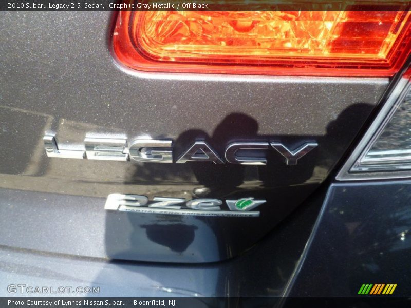 Graphite Gray Metallic / Off Black 2010 Subaru Legacy 2.5i Sedan