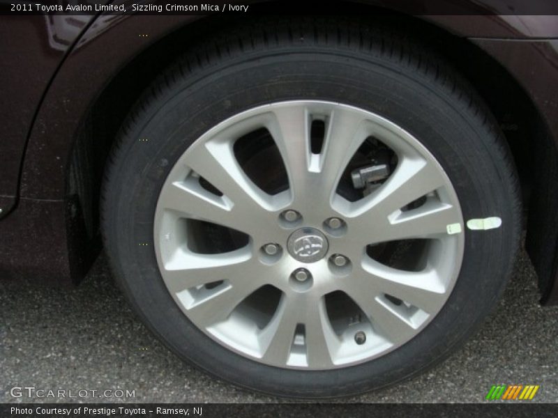 Sizzling Crimson Mica / Ivory 2011 Toyota Avalon Limited