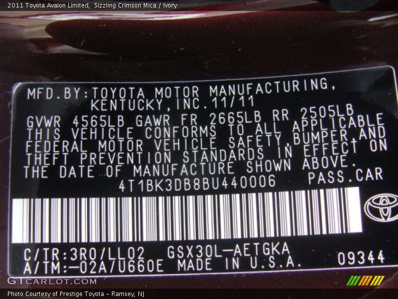 Sizzling Crimson Mica / Ivory 2011 Toyota Avalon Limited