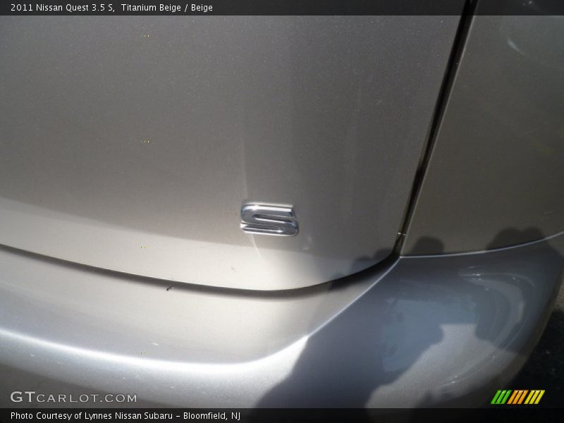 Titanium Beige / Beige 2011 Nissan Quest 3.5 S