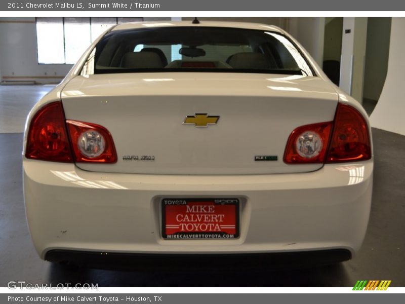 Summit White / Titanium 2011 Chevrolet Malibu LS