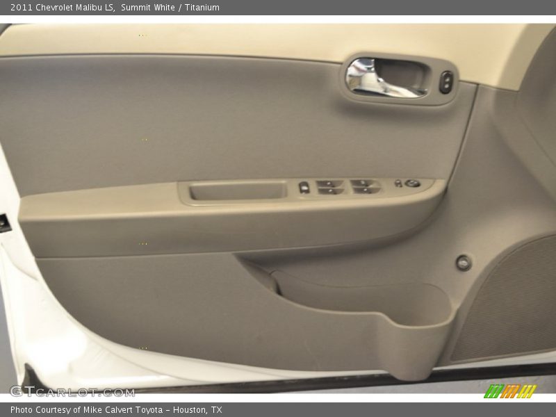 Summit White / Titanium 2011 Chevrolet Malibu LS