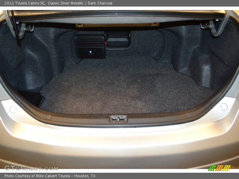 Classic Silver Metallic / Dark Charcoal 2011 Toyota Camry SE