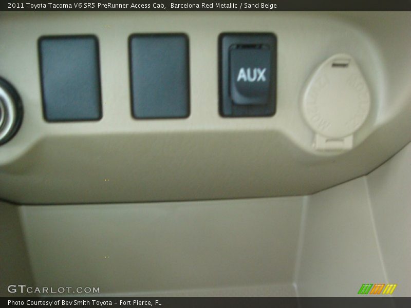 Barcelona Red Metallic / Sand Beige 2011 Toyota Tacoma V6 SR5 PreRunner Access Cab