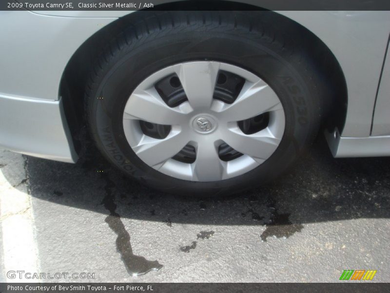 Classic Silver Metallic / Ash 2009 Toyota Camry SE