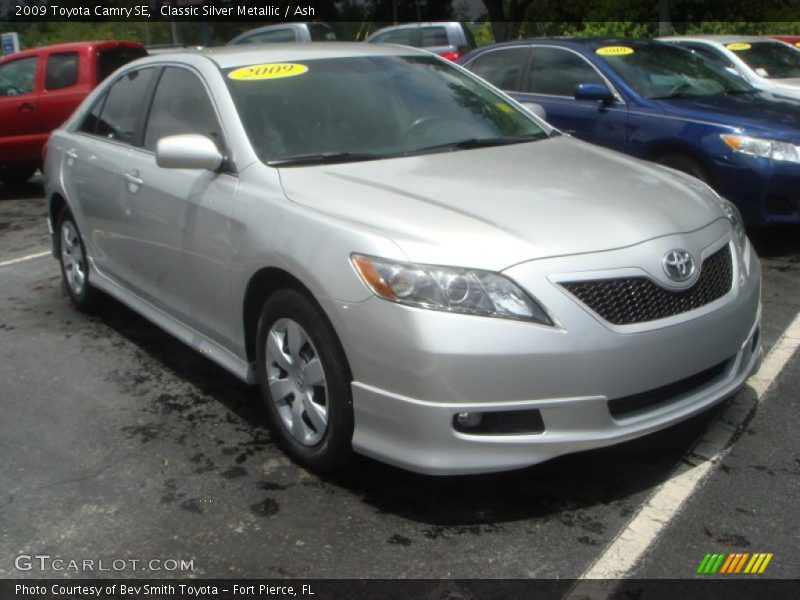 Classic Silver Metallic / Ash 2009 Toyota Camry SE