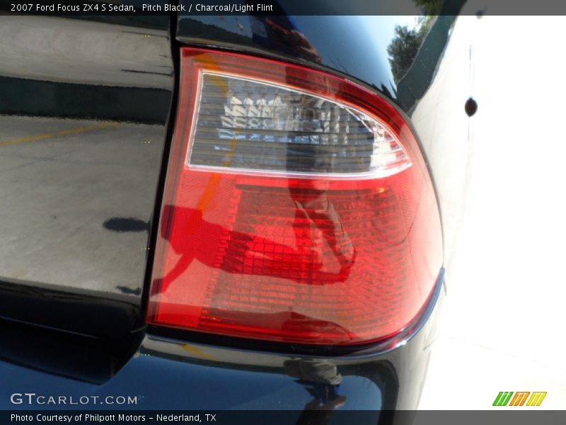 Pitch Black / Charcoal/Light Flint 2007 Ford Focus ZX4 S Sedan