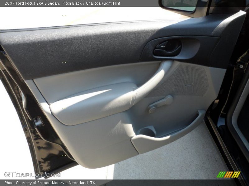 Pitch Black / Charcoal/Light Flint 2007 Ford Focus ZX4 S Sedan