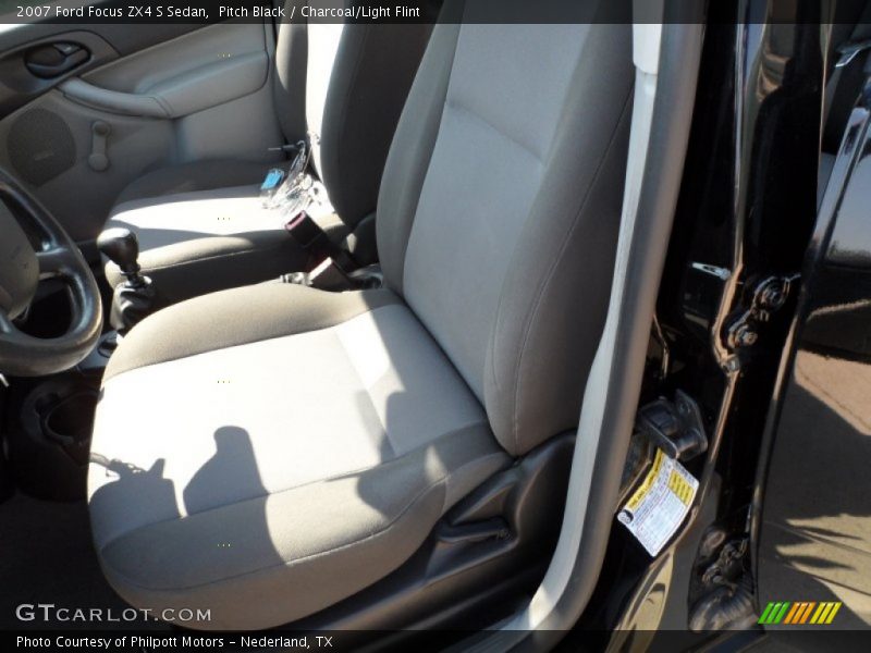 Pitch Black / Charcoal/Light Flint 2007 Ford Focus ZX4 S Sedan