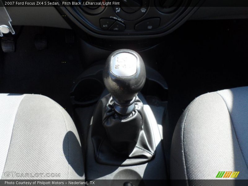  2007 Focus ZX4 S Sedan 5 Speed Manual Shifter