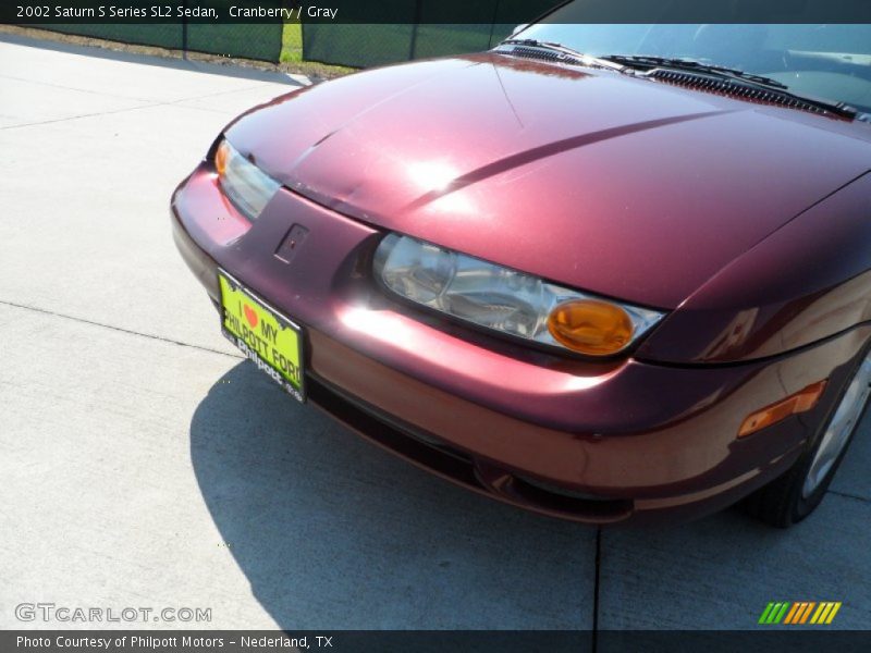 Cranberry / Gray 2002 Saturn S Series SL2 Sedan