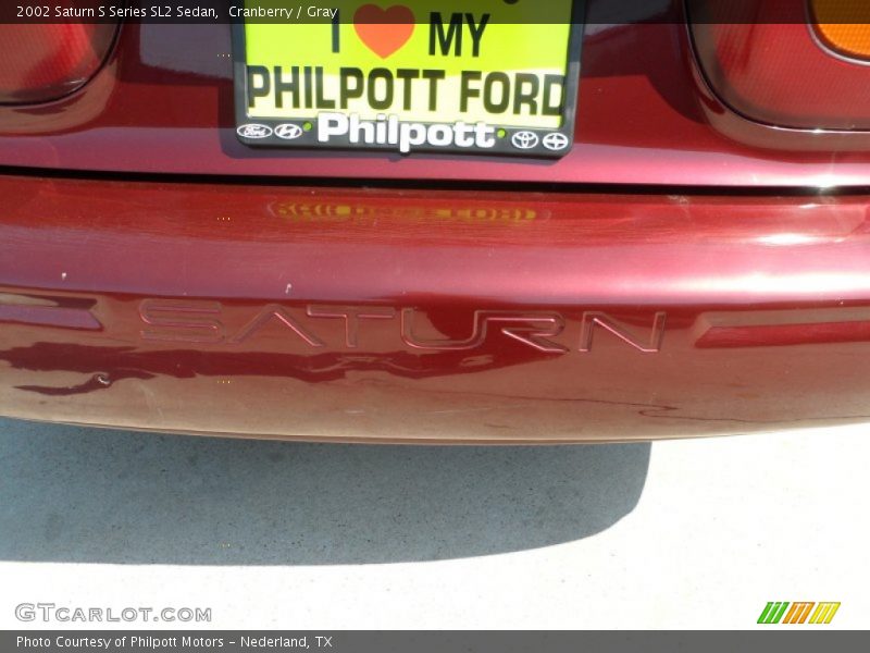 Cranberry / Gray 2002 Saturn S Series SL2 Sedan