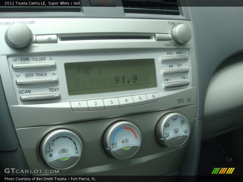 Super White / Ash 2011 Toyota Camry LE
