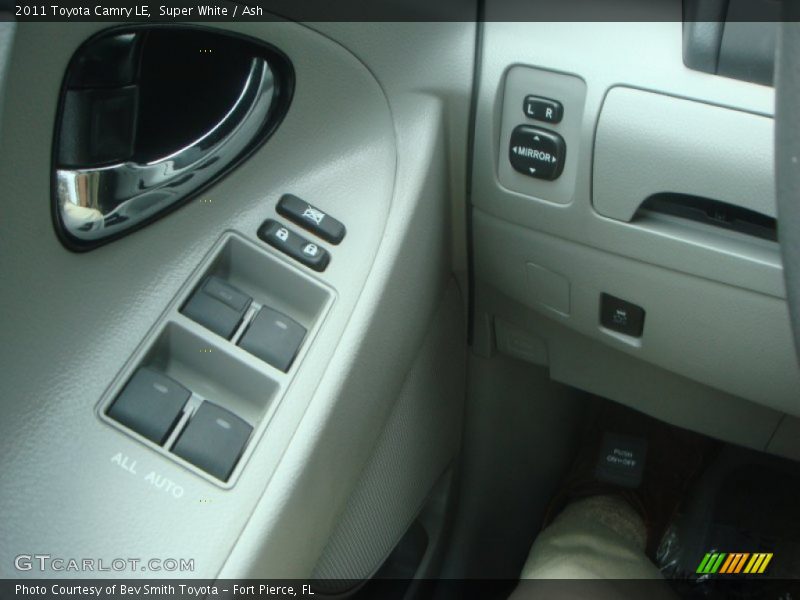 Super White / Ash 2011 Toyota Camry LE