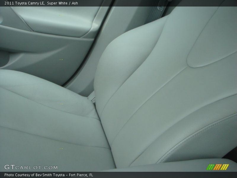 Super White / Ash 2011 Toyota Camry LE