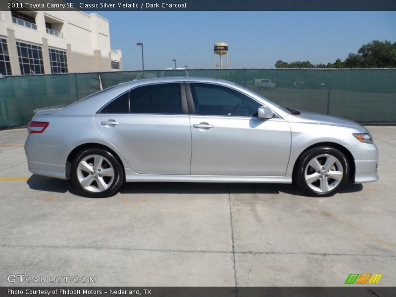 Classic Silver Metallic / Dark Charcoal 2011 Toyota Camry SE