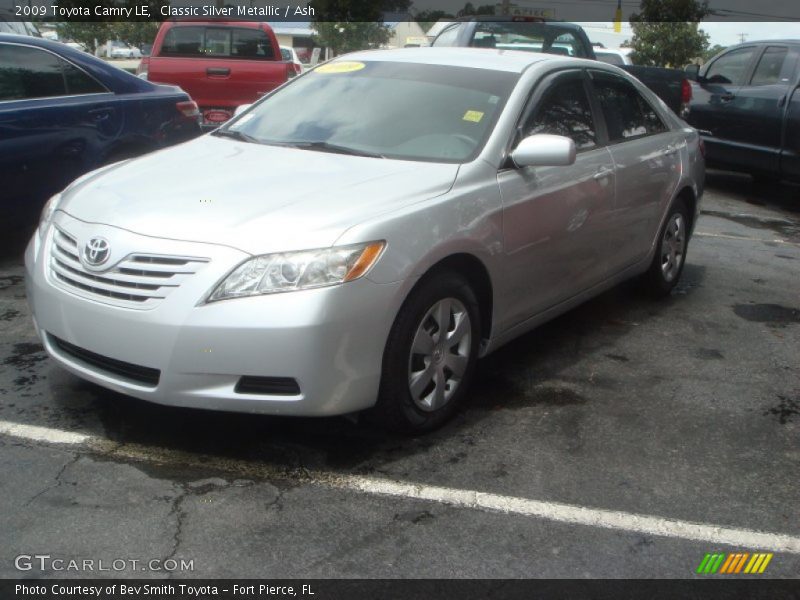 Classic Silver Metallic / Ash 2009 Toyota Camry LE