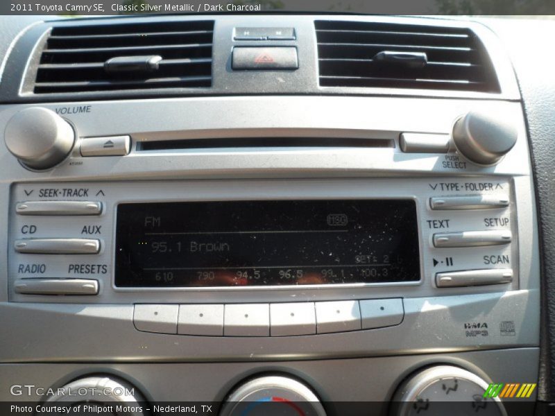 Classic Silver Metallic / Dark Charcoal 2011 Toyota Camry SE