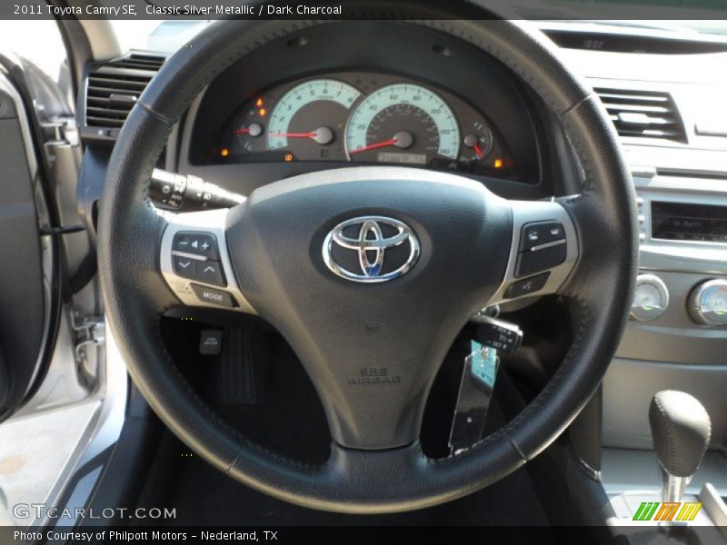 Classic Silver Metallic / Dark Charcoal 2011 Toyota Camry SE