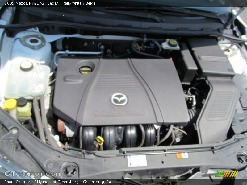 Rally White / Beige 2005 Mazda MAZDA3 i Sedan