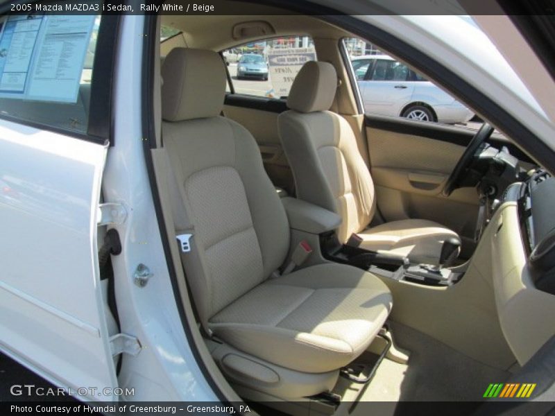 Rally White / Beige 2005 Mazda MAZDA3 i Sedan