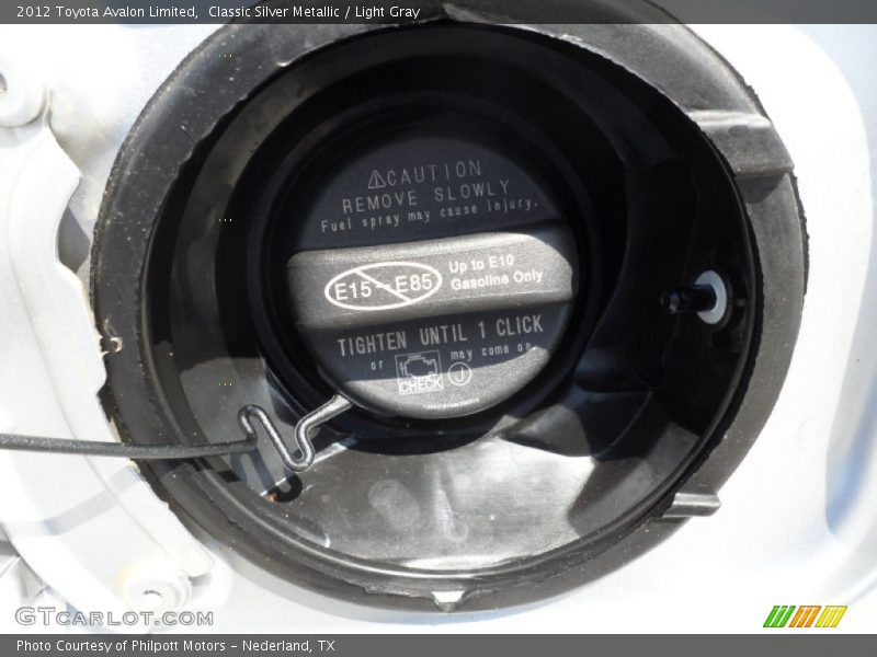 Classic Silver Metallic / Light Gray 2012 Toyota Avalon Limited