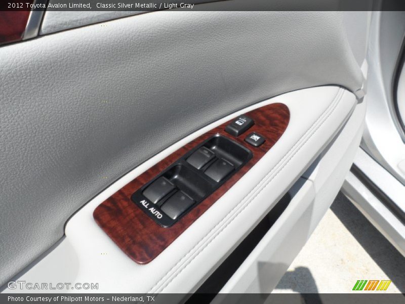 Classic Silver Metallic / Light Gray 2012 Toyota Avalon Limited