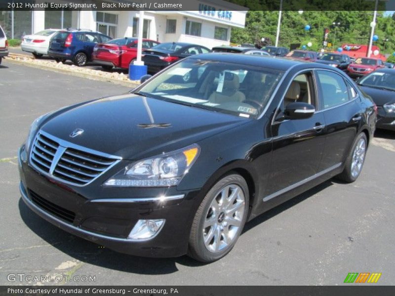 Front 3/4 View of 2012 Equus Signature