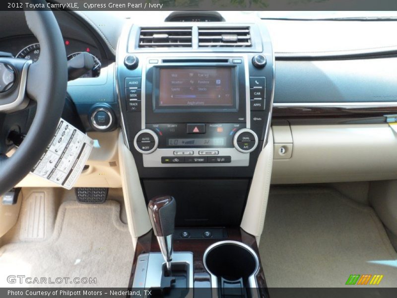 Cypress Green Pearl / Ivory 2012 Toyota Camry XLE
