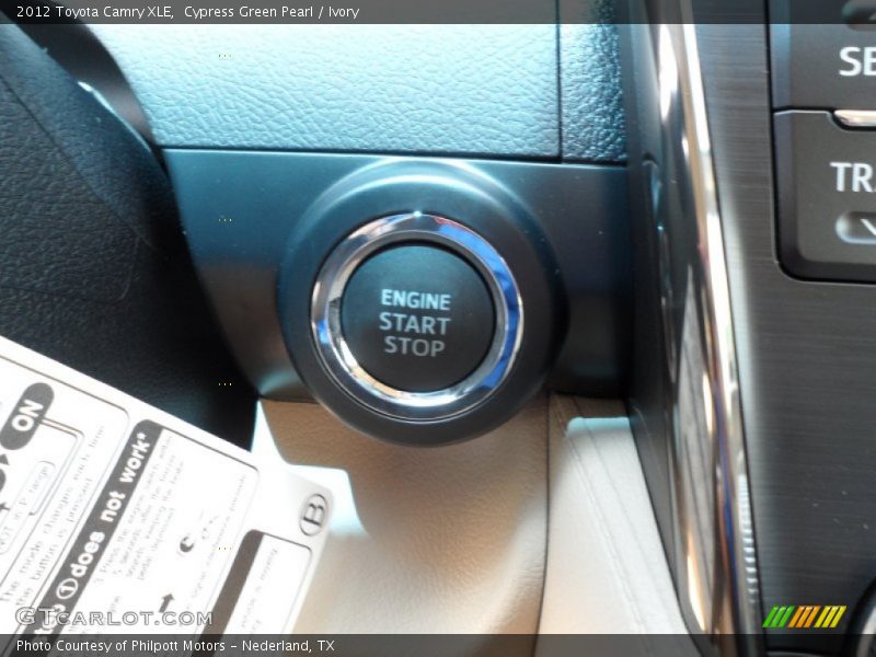 Cypress Green Pearl / Ivory 2012 Toyota Camry XLE