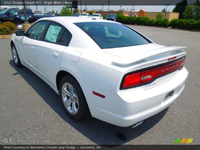 Bright White / Black 2012 Dodge Charger SXT