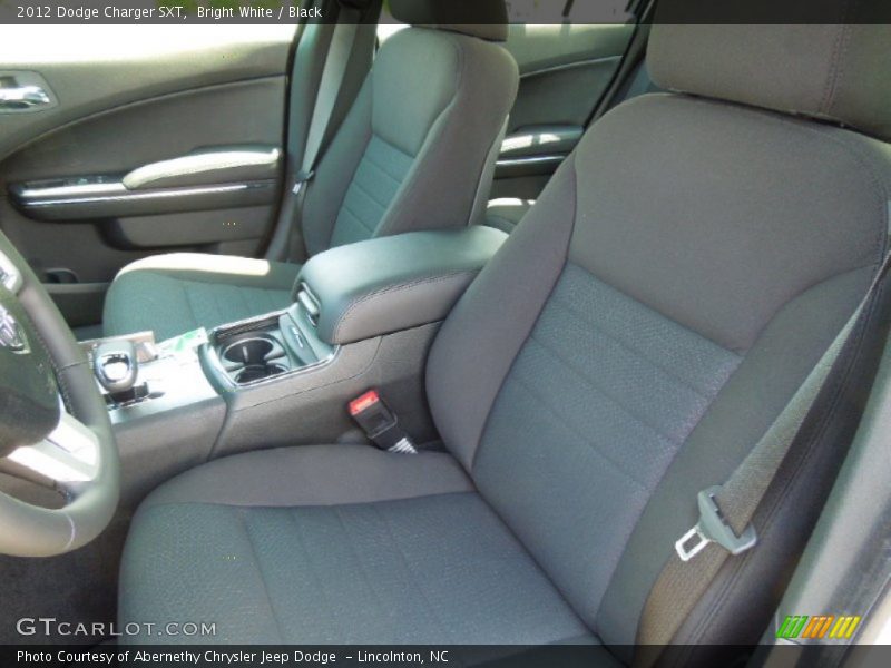 Bright White / Black 2012 Dodge Charger SXT