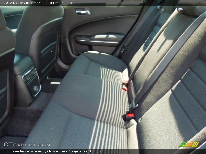 Bright White / Black 2012 Dodge Charger SXT