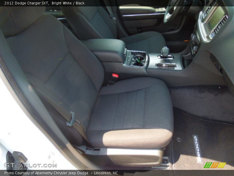 Bright White / Black 2012 Dodge Charger SXT