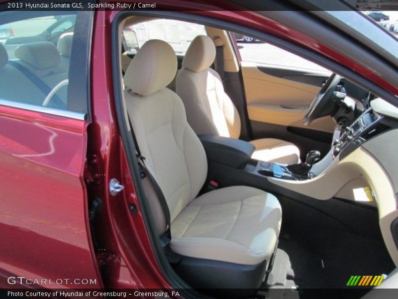 Sparkling Ruby / Camel 2013 Hyundai Sonata GLS