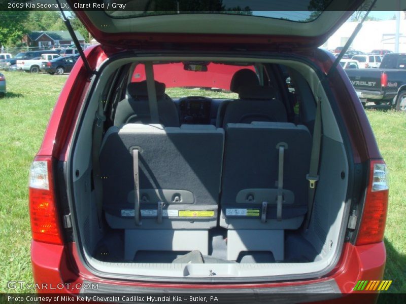 Claret Red / Gray 2009 Kia Sedona LX