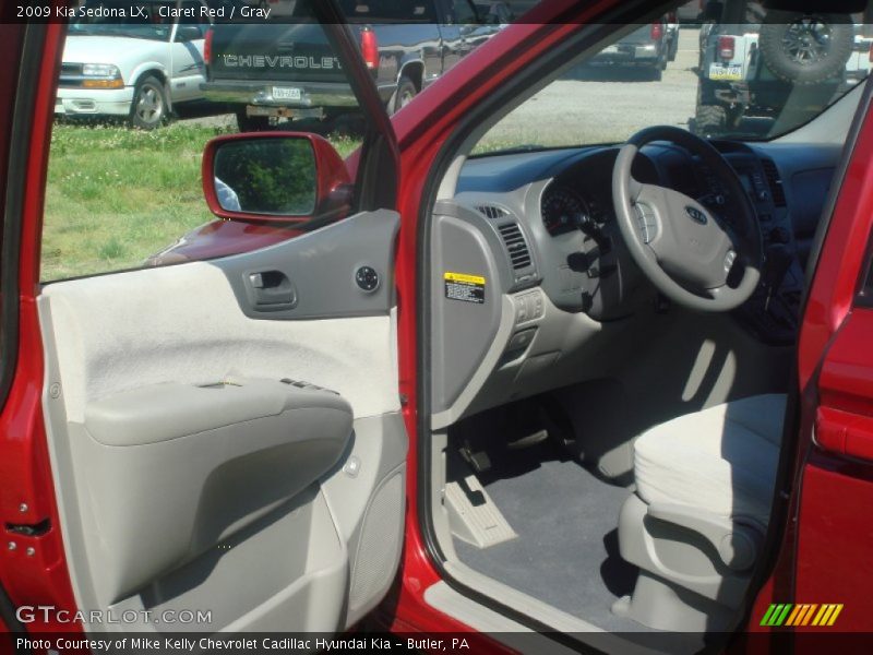 Claret Red / Gray 2009 Kia Sedona LX