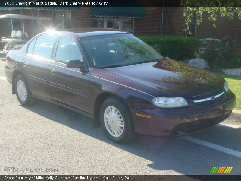 Dark Cherry Metallic / Gray 2000 Chevrolet Malibu Sedan