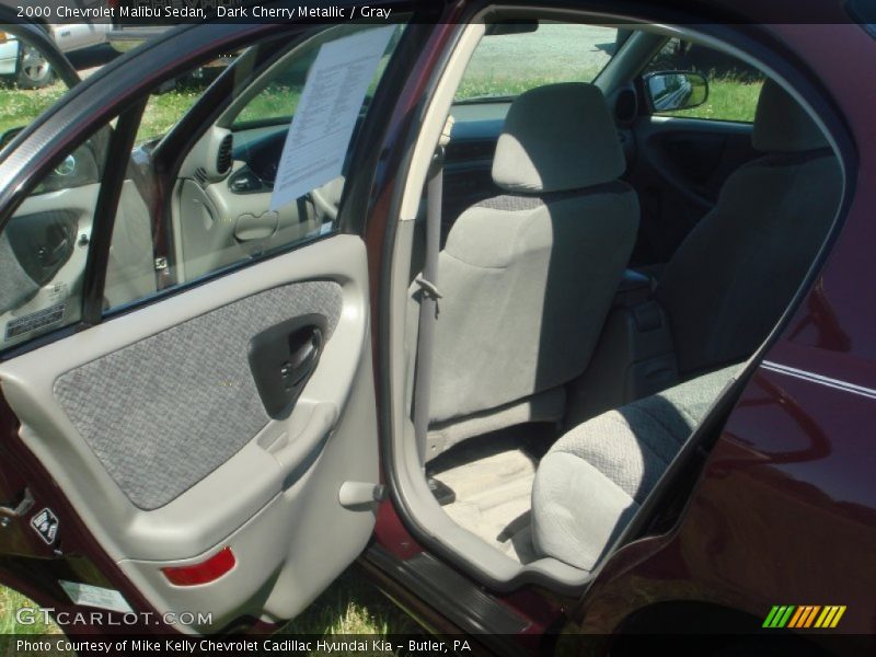 Dark Cherry Metallic / Gray 2000 Chevrolet Malibu Sedan