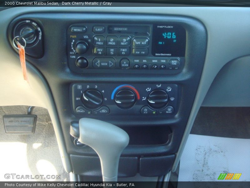 Dark Cherry Metallic / Gray 2000 Chevrolet Malibu Sedan